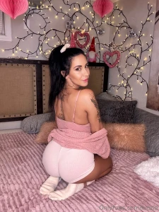 Happy sunday as valentines day approaches you will be seeing a lot of part 12