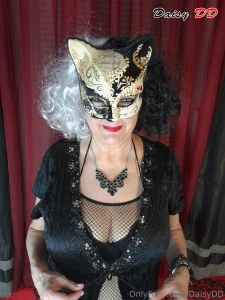 It s getting hotter here at you too part 2