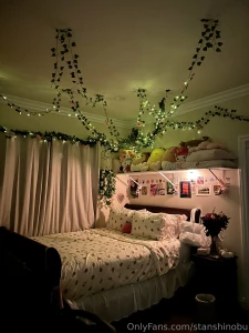 How i wish u were in bed with me rn lt 33