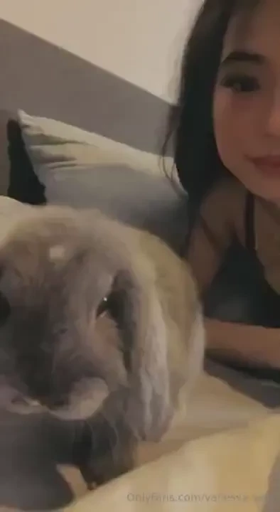 Love her endlessly look how cute she is hopping around 