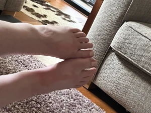 Feeding the feet lovers out there guess who sprayed sun cream while