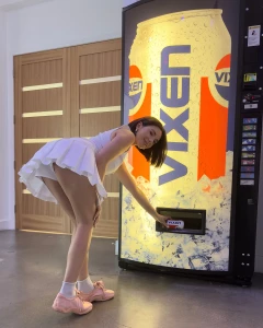 Naked_eve came thru to quench your thirst