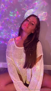 Confidence level self-teasing expert