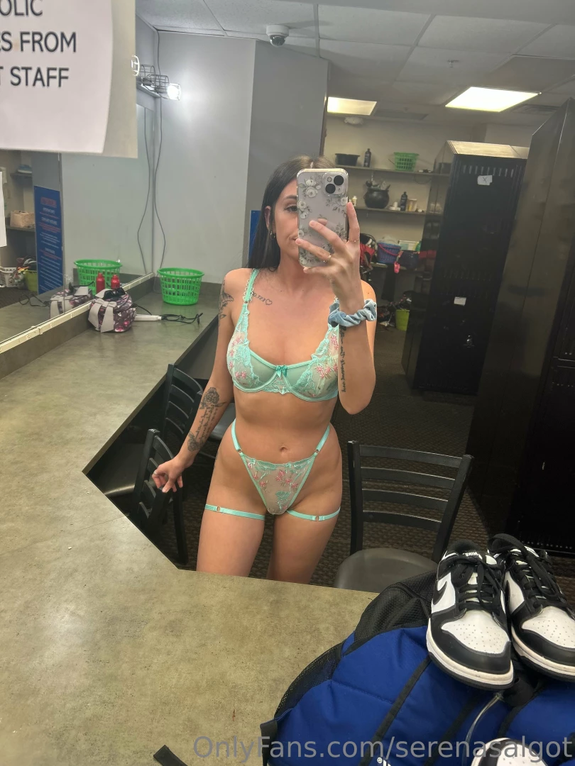 In the metro detroit area don t miss me tonight dream girl in lincoln 