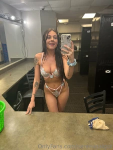 Cum see me tonight at dream girl in lincoln park