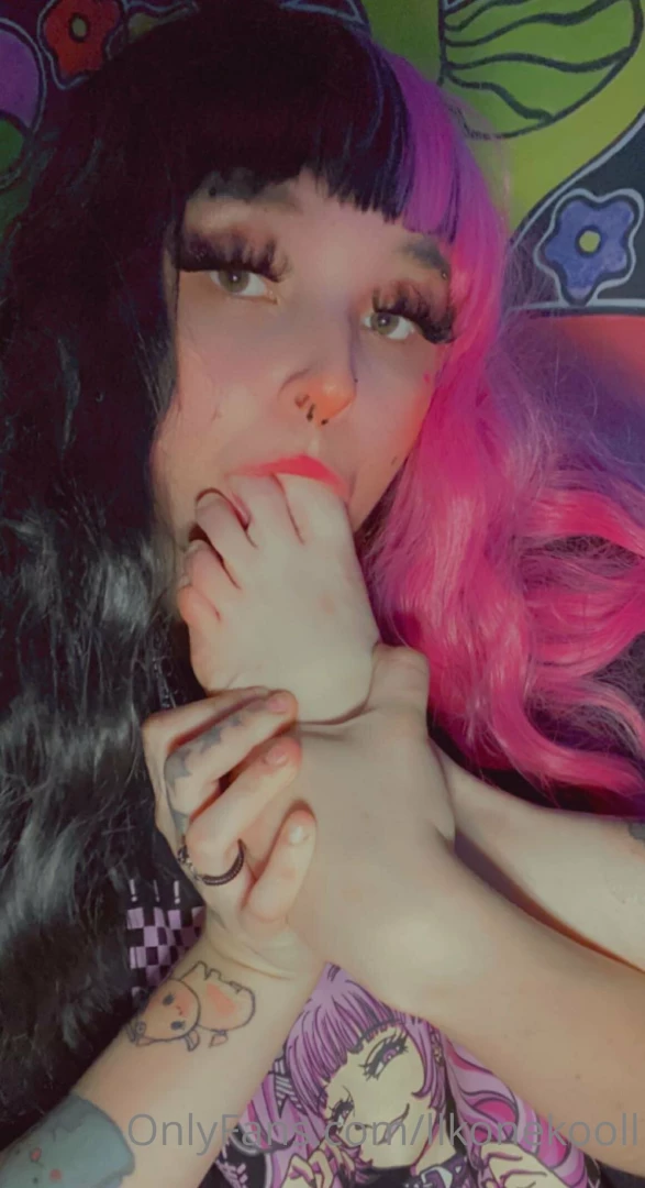 A post for all of my foot lovers sucking and licking my cute little part 2 