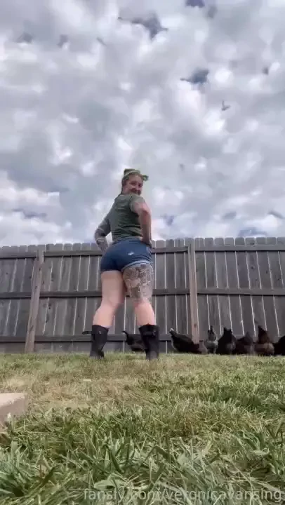 Don t blink milf curvy bbw thic thicc bigass bigtits neighbor mommy 