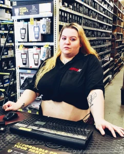 You wish your local parts store had more bitches like me selling you part 6