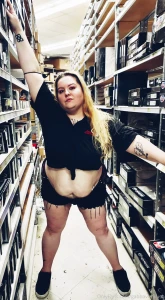 You wish your local parts store had more bitches like me selling you