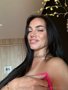 My tan lines are crazy rn