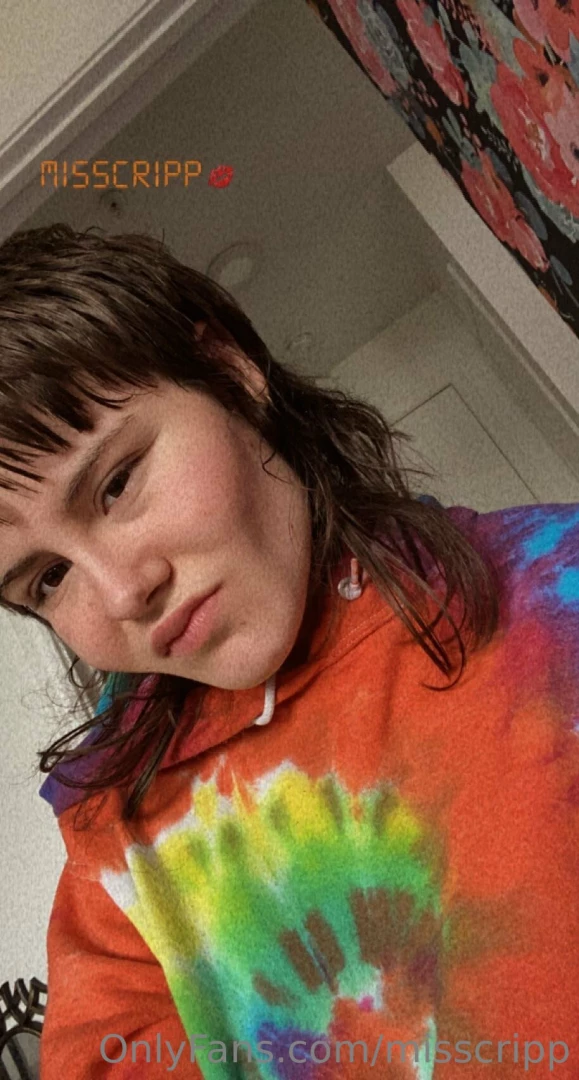 Guess what i cutted my hairs again 