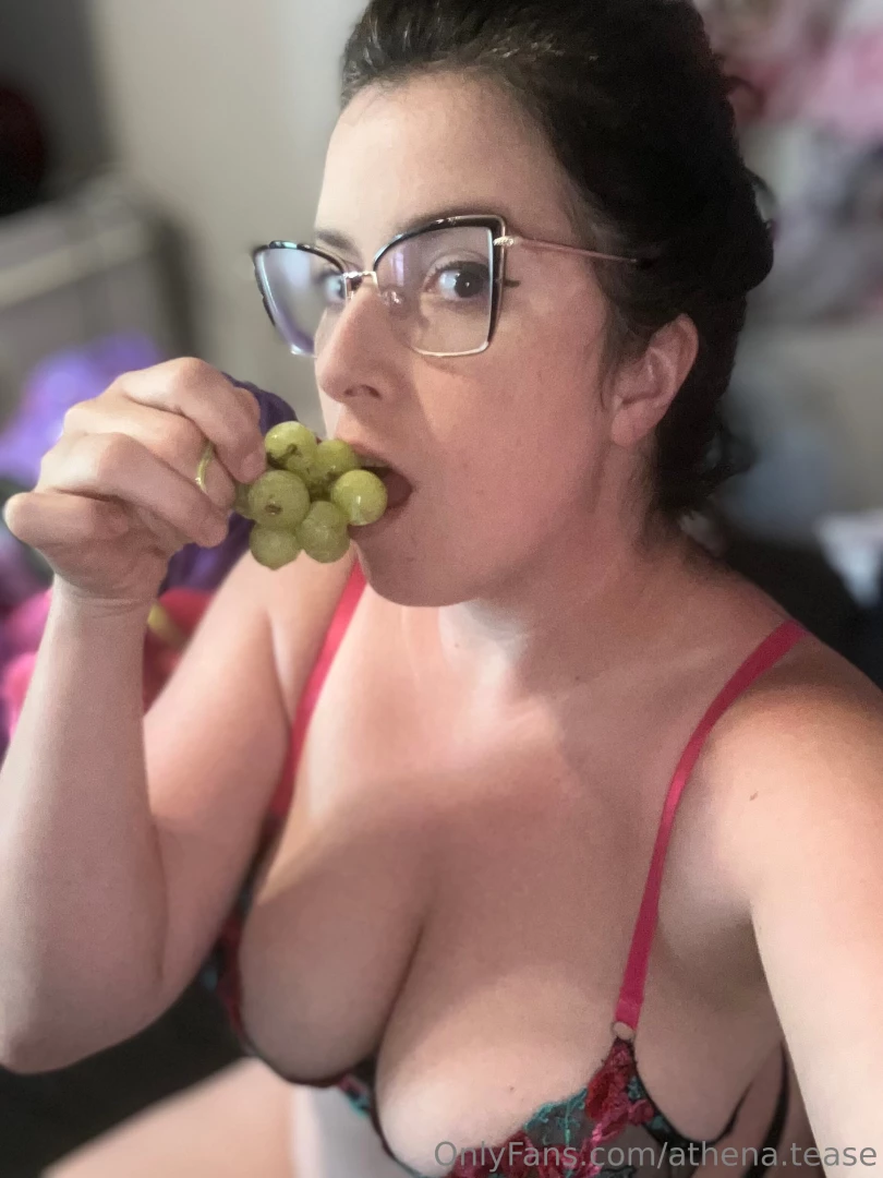 Tu as faim de quoi dit moi 