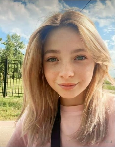 Big ass slut sunnybanny1 wants you to slap it this naughty loves to part 663