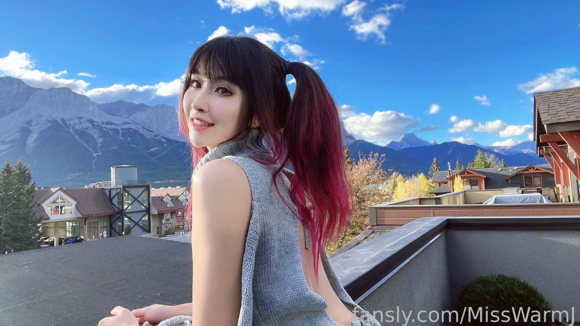It s time to message your favorite online girlfriend me petite asian 
