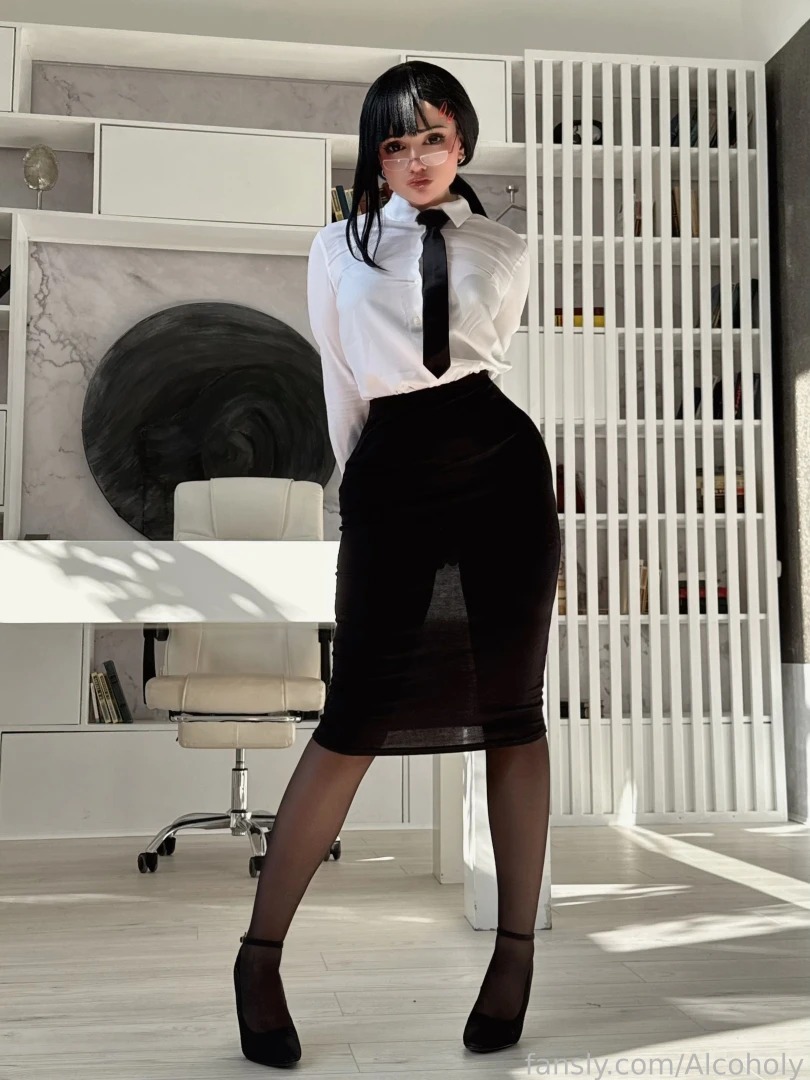 I think something is wrong with this skirt fyp cosplay teen hot sexy 