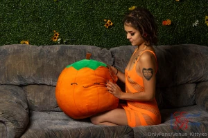 I know y all wish you were this pumpkin should i do a live today bg part 2