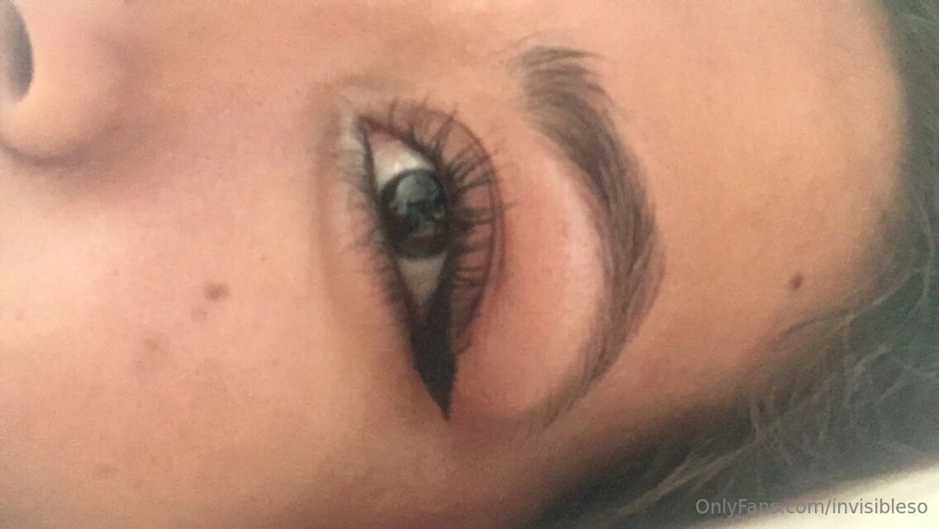 They say eyes are windows of the soul what do you see in my soul 