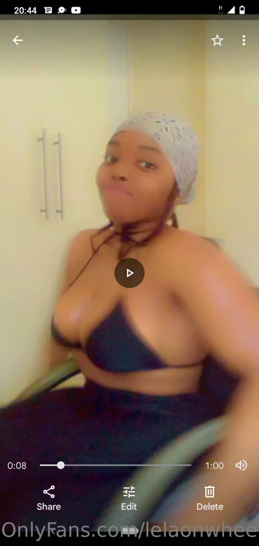 Hey my beloved ones if u wann watch me more just don t hasitate to dm 