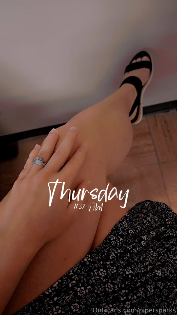 Need a mani pedi top payer gets to pick color and will receive photos 