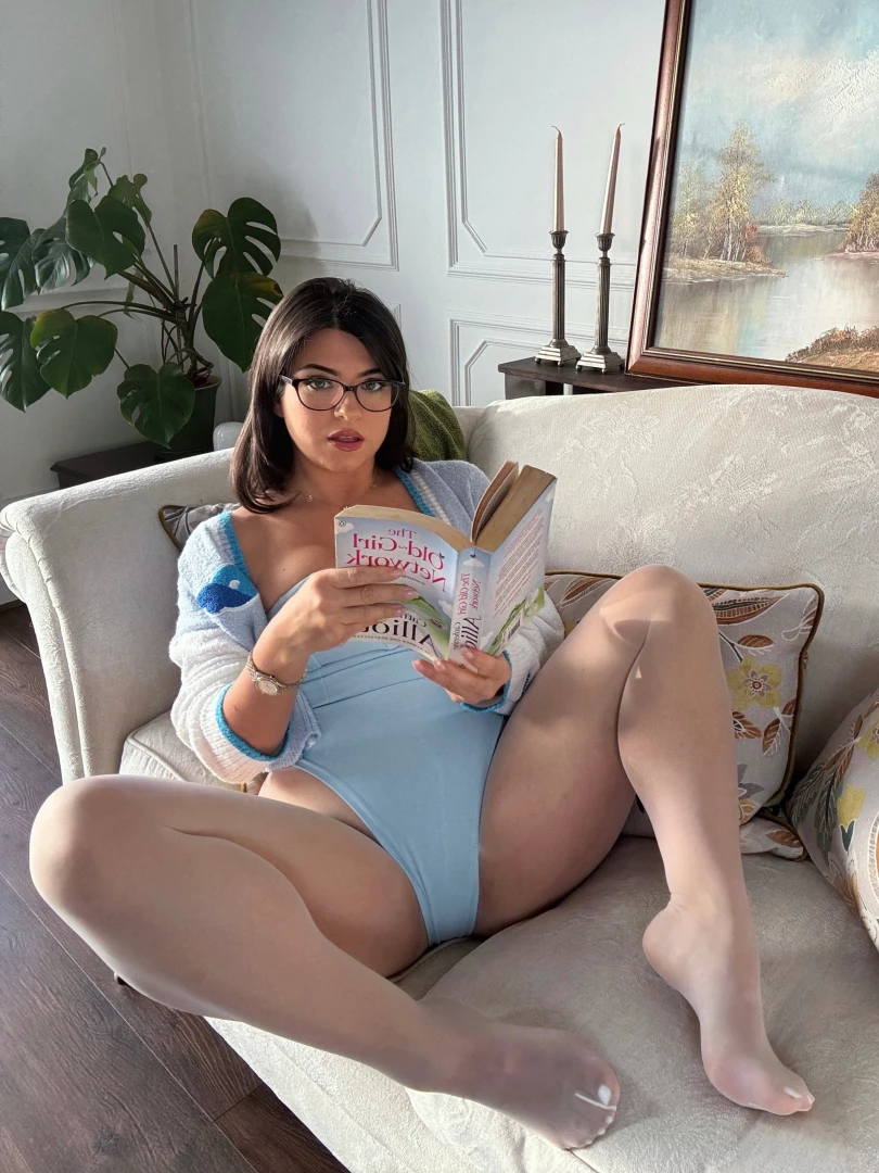 Do you think i ve been naughty yes or yes join my vip page lilyfiore4 