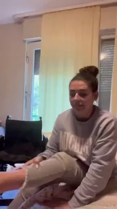 Transfer to bed with soles full screen 3 min 