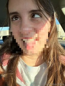 I really need somethinggggg in my mouth and painted all over my face