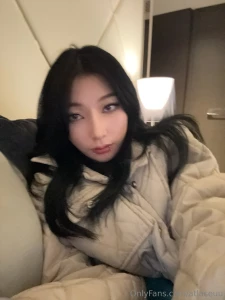 It s cold can i steal your warmth