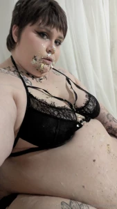 Some post messy stuffing selfies