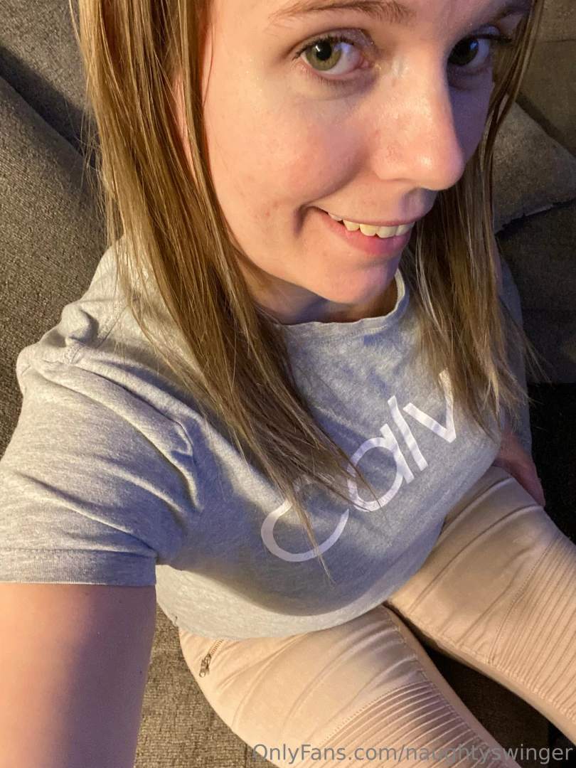 Hope everyone s enjoying there sunday let s make it a fun day 