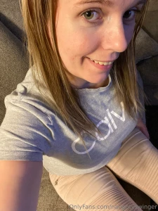 Hope everyone s enjoying there sunday let s make it a fun day