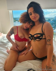 Need to taste this pussy again my hot friend kiana is giving my fans a