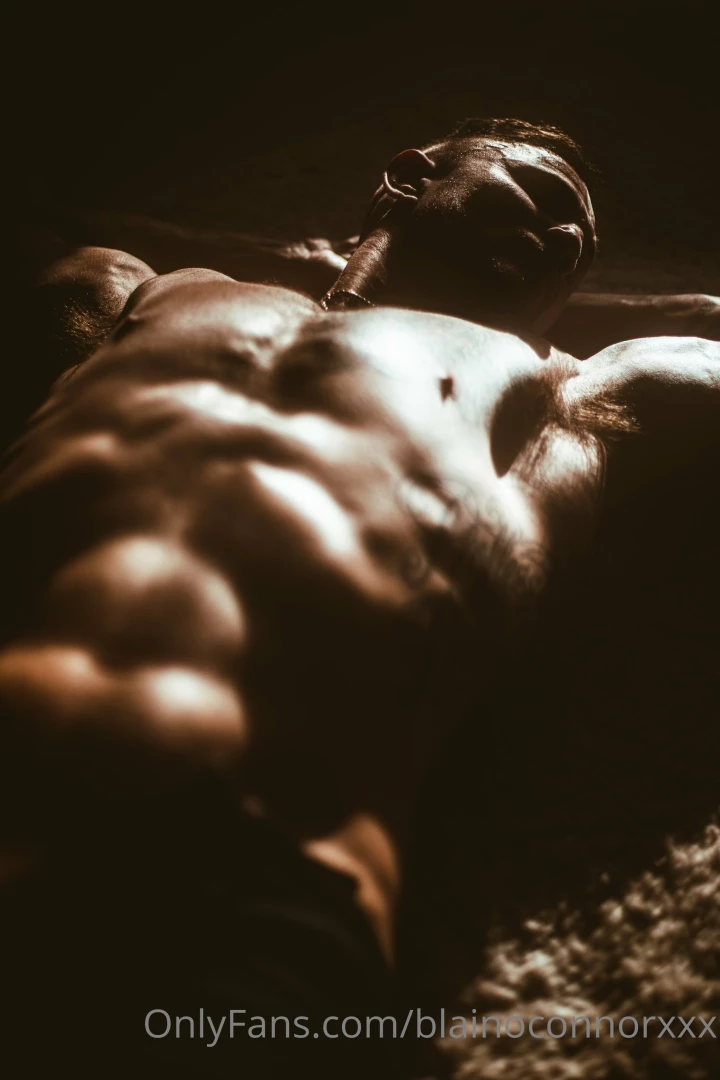 Recent photoshoot from austin hopefully y all like the pictures 