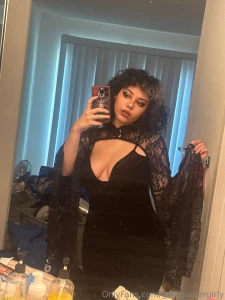 How do we feel about this look a very simple witchy gothic look part 5
