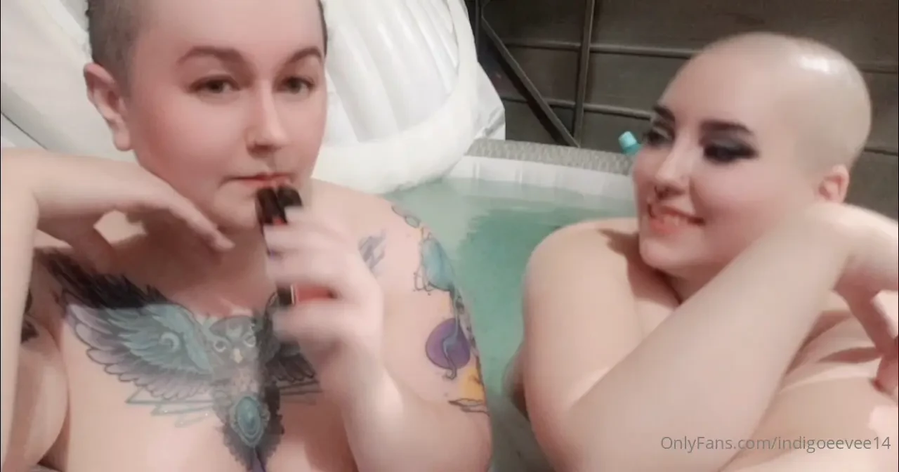 Hot tub fun me amp ravenpnevermore get wet and splash around girl on 