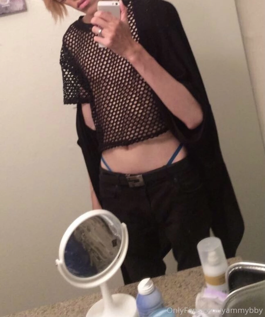 Hello so it s been a while since i dressed up outside but my friend part 1 