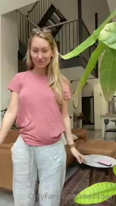 Morning no makeup no frills just me at my realest 