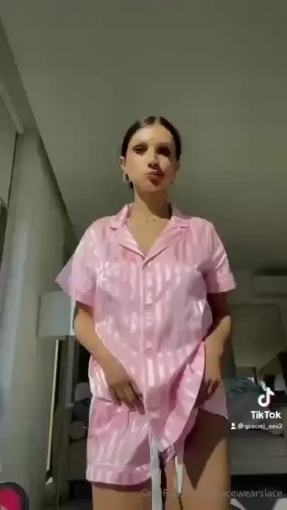 Tip me 5 for the uncensored nude version sent straight to your dm s 