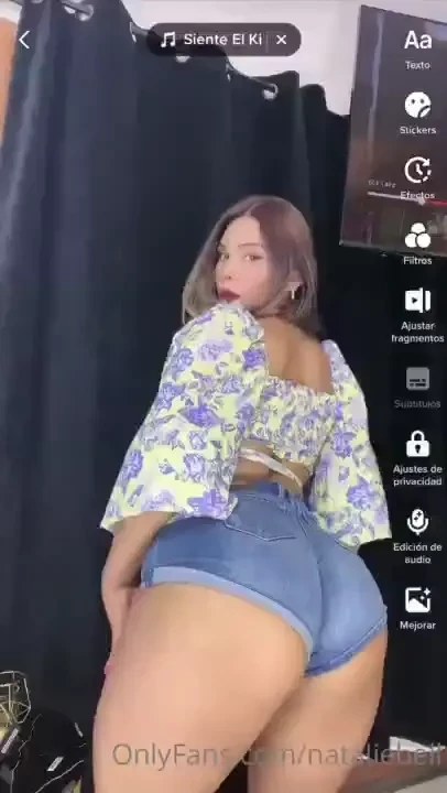 Un baile muy sexy amor te gustan mis tetas 