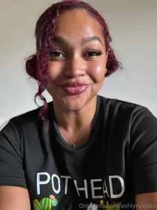 Babyyyyy new hot sleepover set today unlock it with your cock out