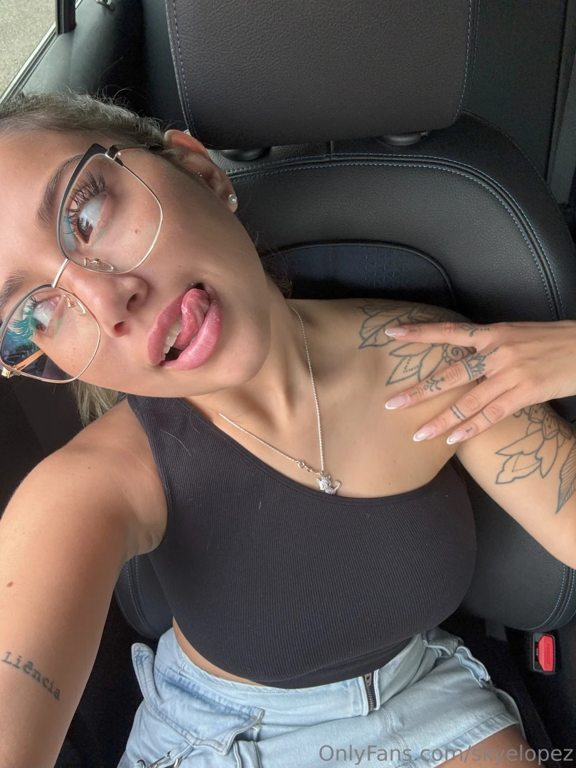 I finally learned how to ride it i meaaan drive hehe 