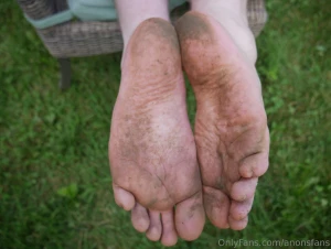My feet before and after walking barefoot outside first time getting part 11
