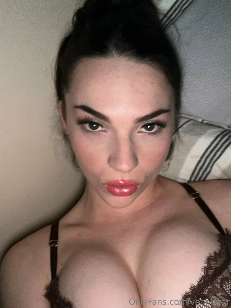 Come chat to me before i go to bed x part 3 