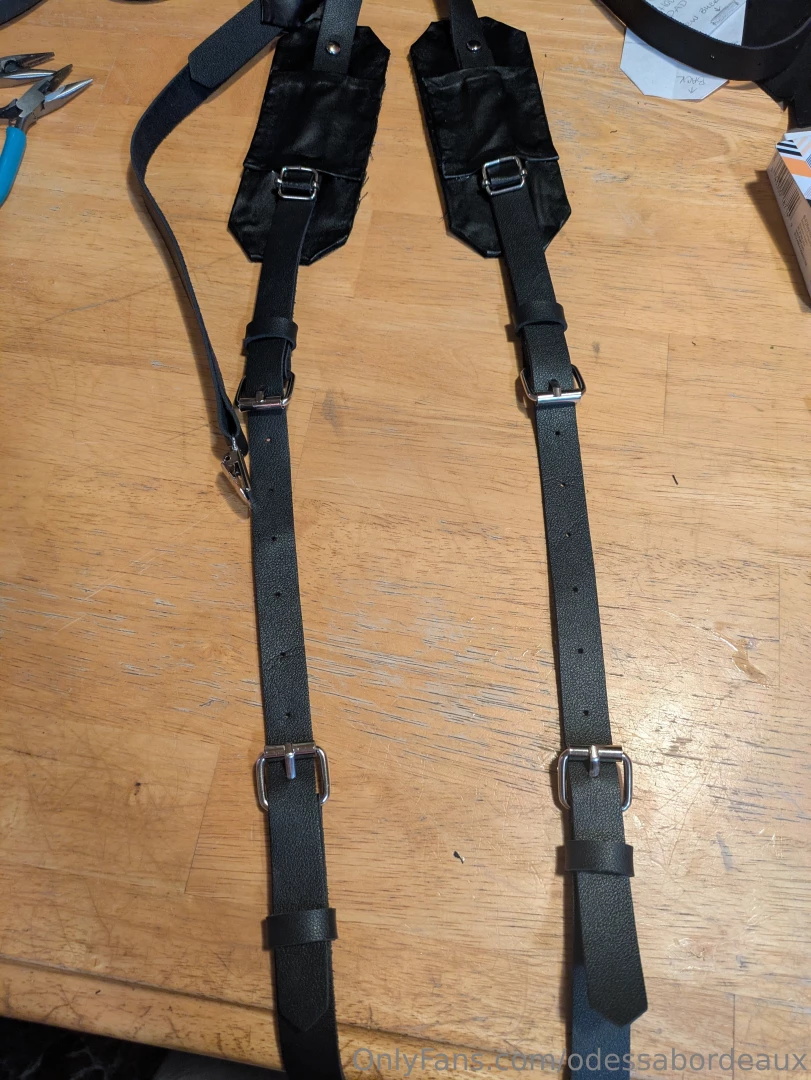 Pieces of my tifa lockhart cosplay for fan expo in 2wks new content part 3 