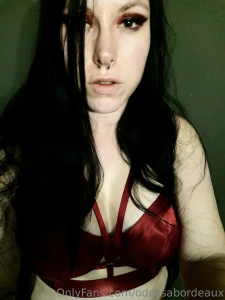 Lady in red part 487