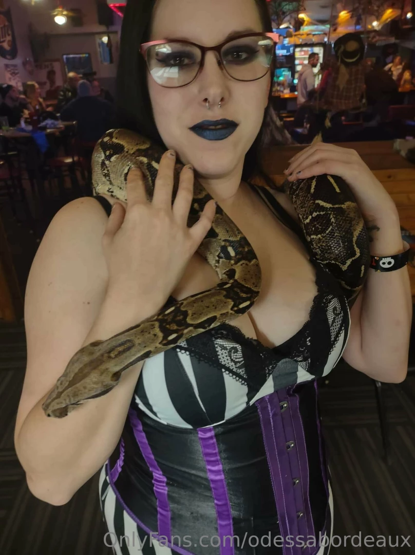 Snake sweetheart part 2 