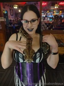 Snake sweetheart part 1