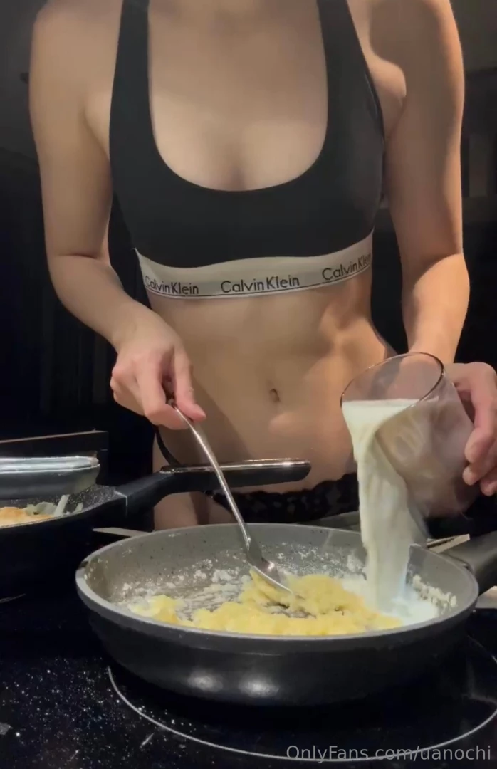 Who wants to see my cooking video 