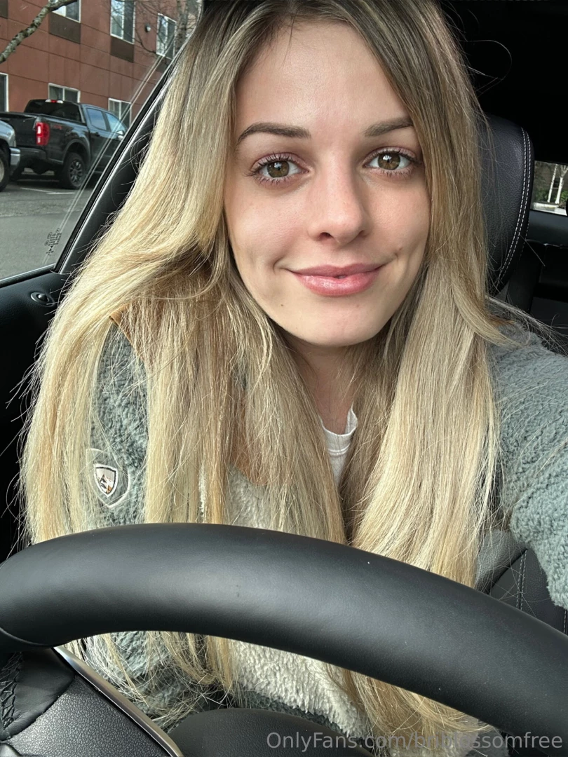 Just out running some errands today and wanted to say hi 