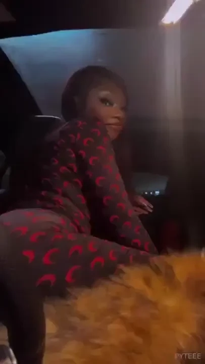 When my man says he s on his way rn 