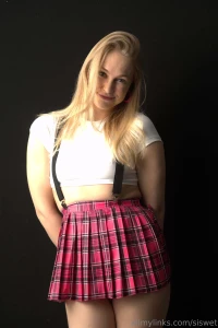 I look so innocent maybe i am why don t you come to dm to check if i m